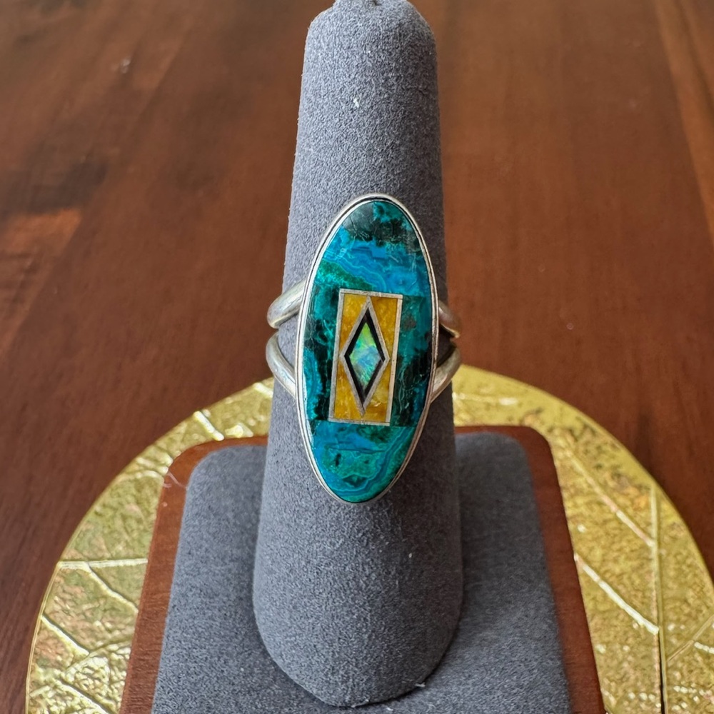 Vintage Southwestern Style Ring